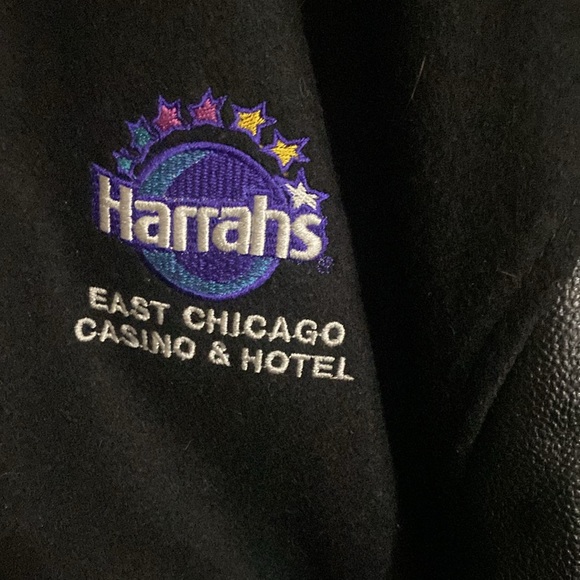 Harrahs east Chicago hotel and casino varsity style jacket XL - Picture 3 of 6